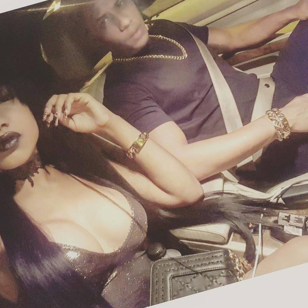 Meet your Posher, Yeniita